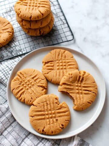 3 Ingredient Peanut Butter Cookies Recipe