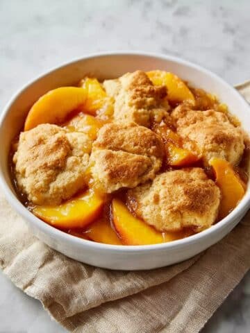 Fresh Southern Peach Cobbler Recipe