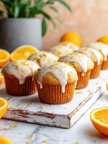 Orange Muffins with Sour Cream and Cinnamon Recipe
